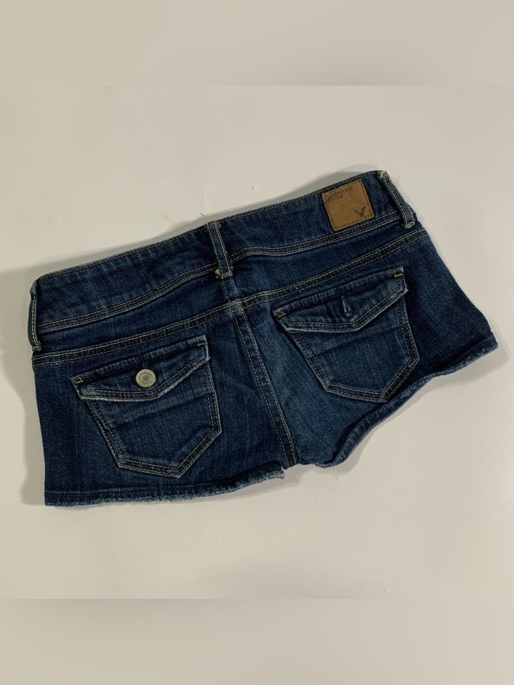 American Eagle 2009 Low Rise Denim Short Shorts Size 00 Dark Wash